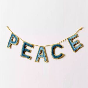Farmhouse Pottery Holiday Greetings Garland Christmas Peace Banner New